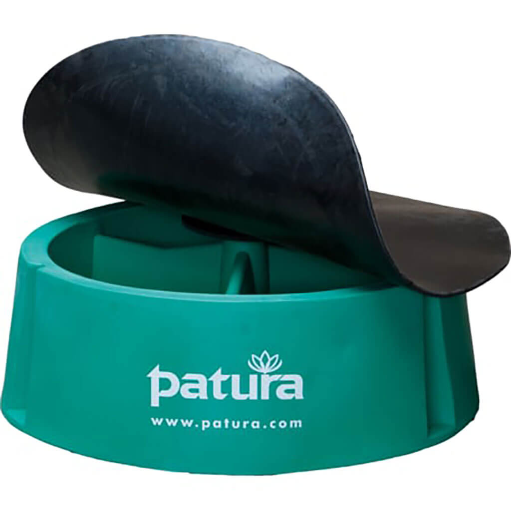 Patura – Mineral feeder / sótartó